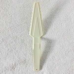 Vintage Tupperware Beige Serrated Cake Knife Pie Knife Serving Utensil
